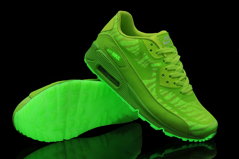 nike hommes basket air max vert